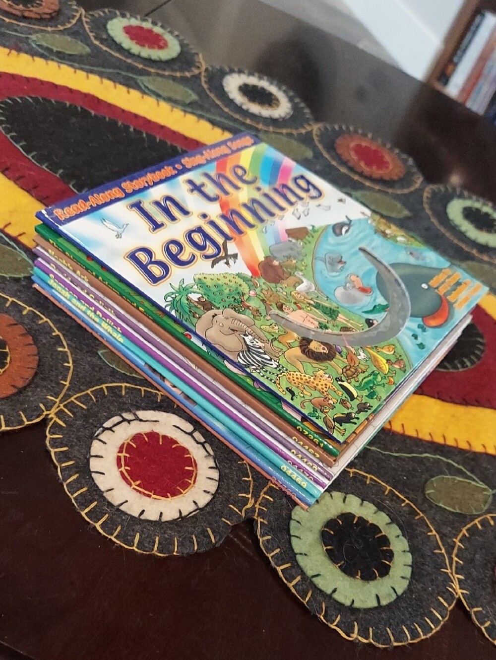 ❤️ Children's Read-Along Bible Story Book & CD Set Of 8 - Picture 13 of 13